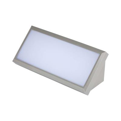 Applique LED angolare 12W 6400K IP65